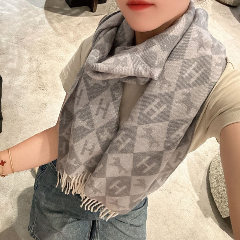 H**mes